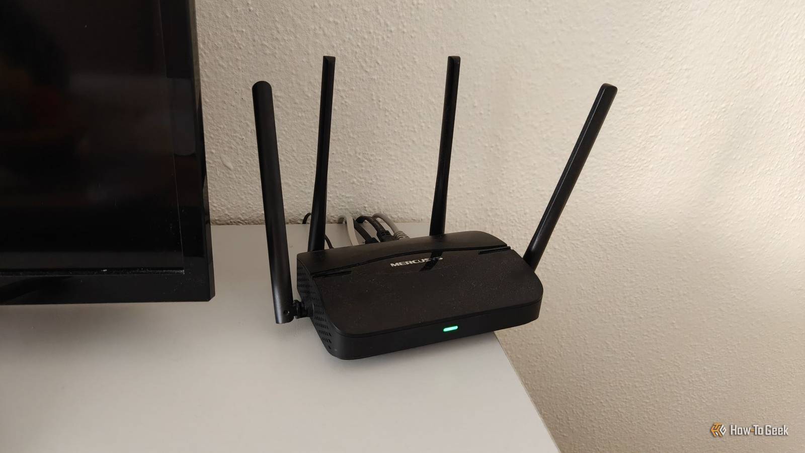 What the Blinking Lights on Your Router Actually Mean